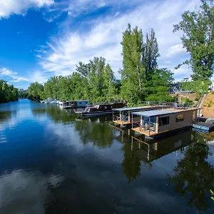Bay Houseboats 3*, Prag Tschechische Republik